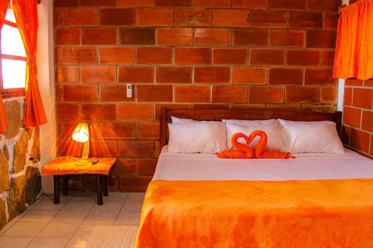 Hanga Roa Hotel Montanita Ngoại thất bức ảnh