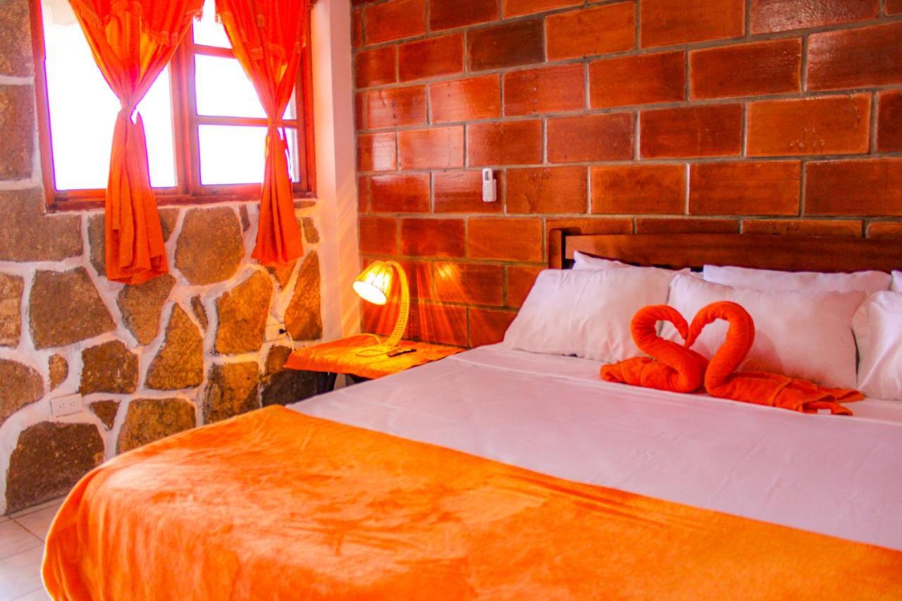 Hanga Roa Hotel Montanita Ngoại thất bức ảnh