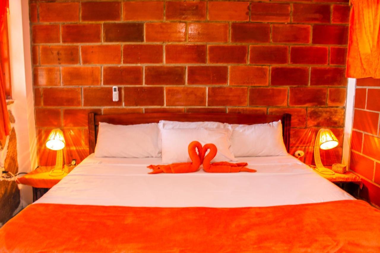 Hanga Roa Hotel Montanita Ngoại thất bức ảnh