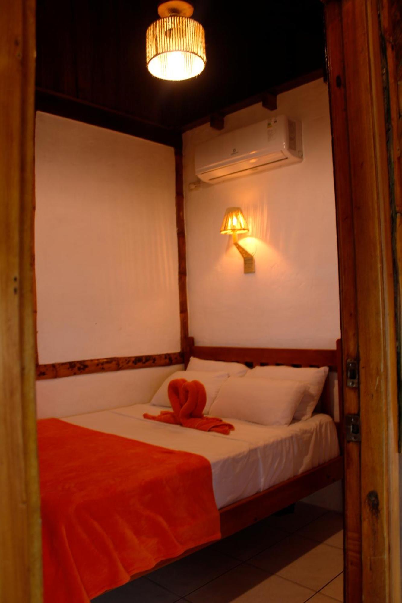 Hanga Roa Hotel Montanita Ngoại thất bức ảnh