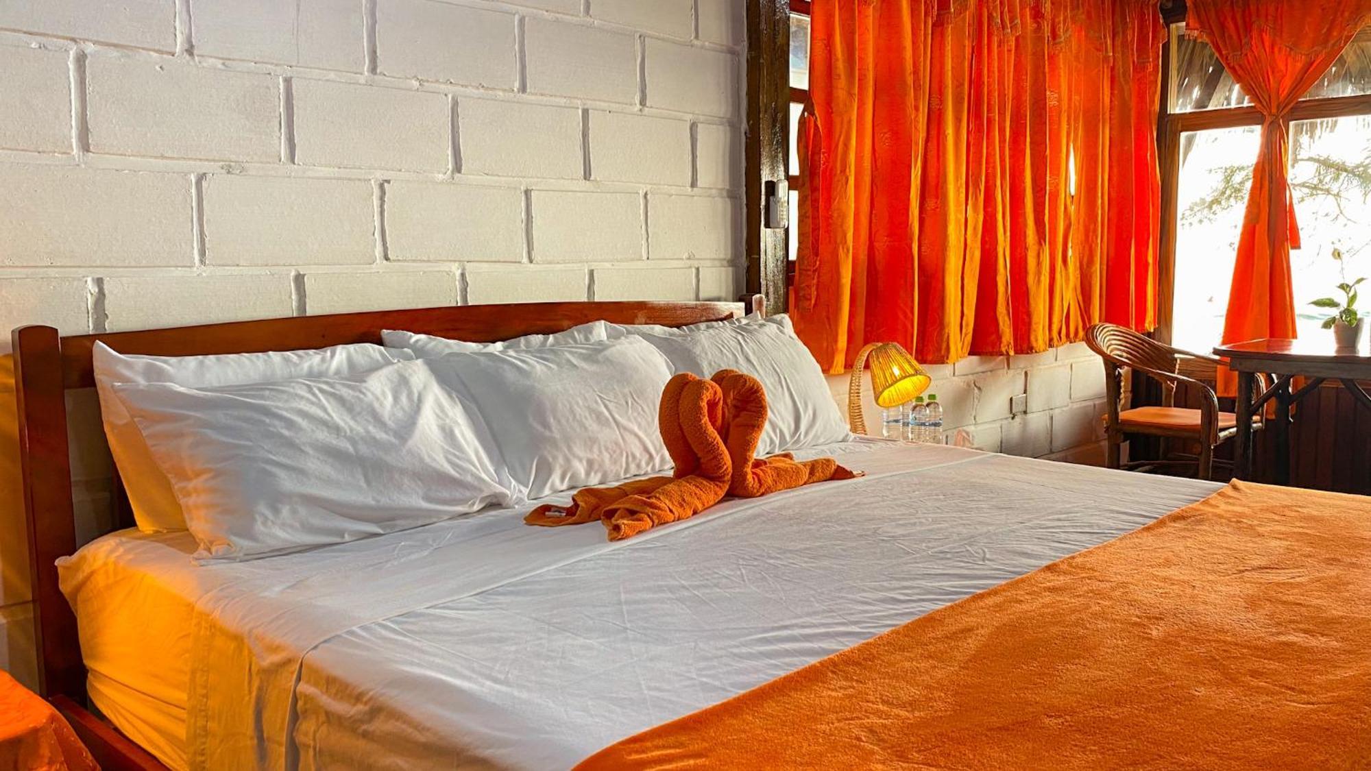 Hanga Roa Hotel Montanita Phòng bức ảnh